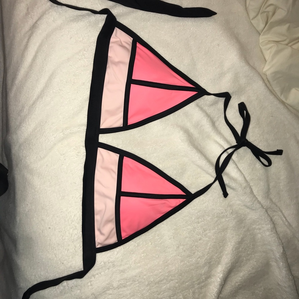 Bikini top